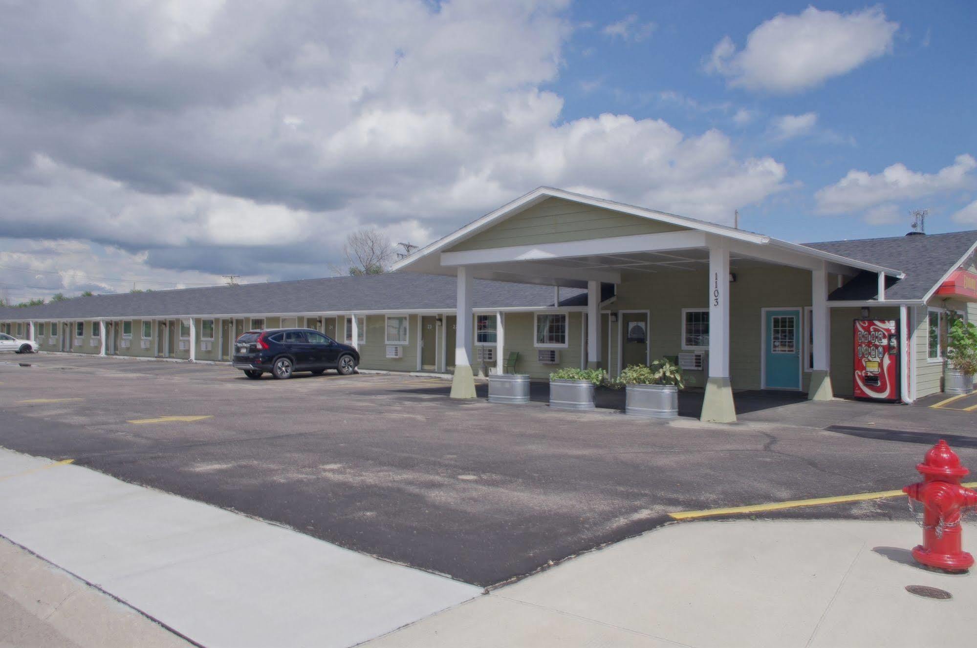 Economy Inn Mccook Exterior foto